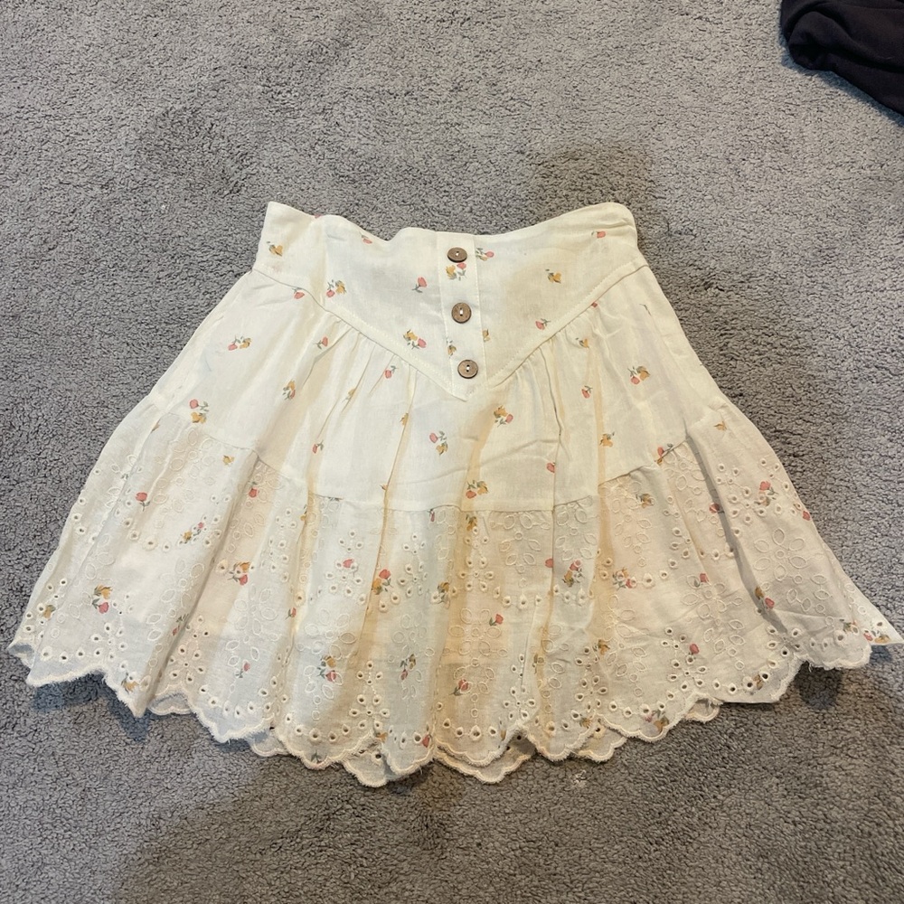 Vintage Havana Cream Floral Mini Skirt